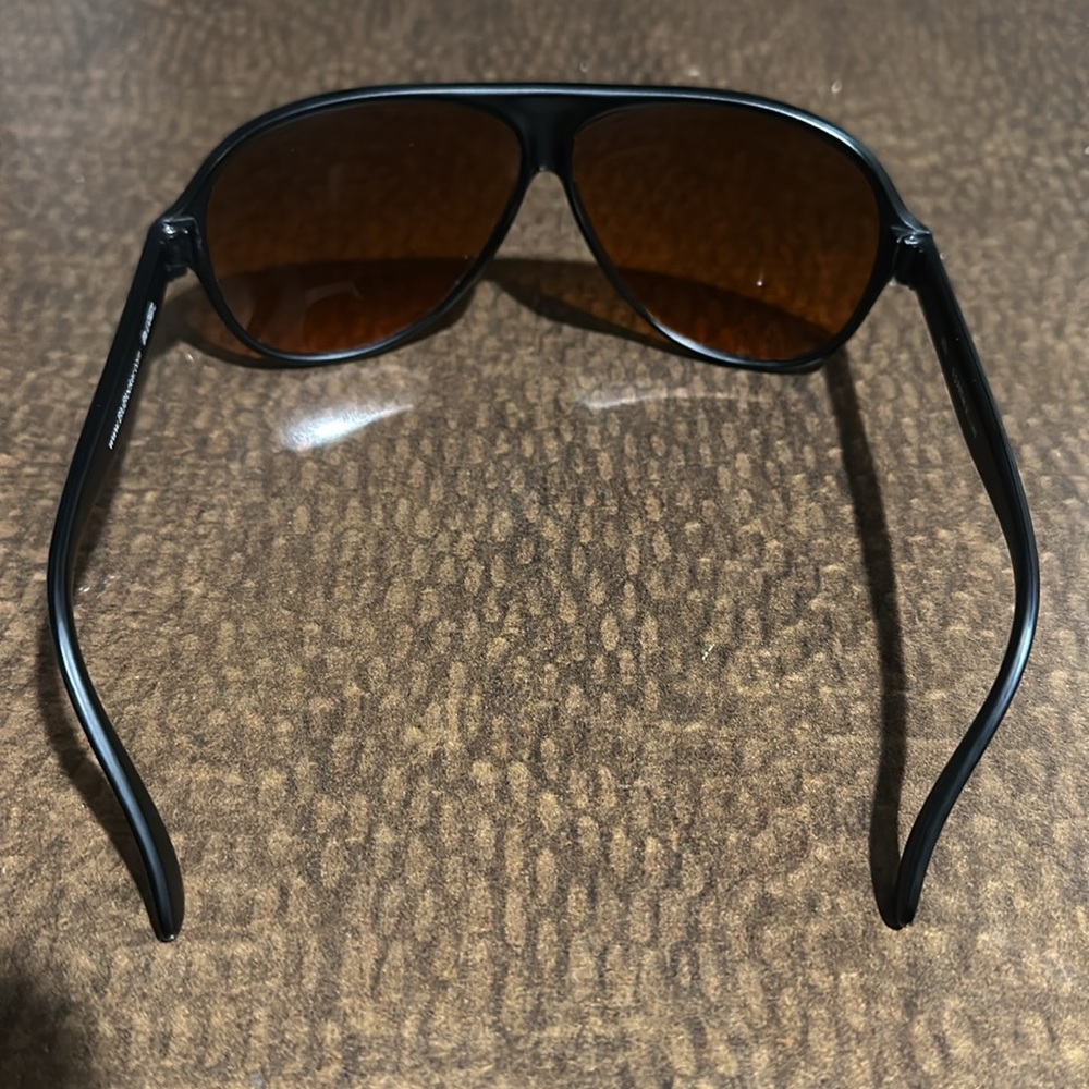Nikki Sixx BluBlocker Sunglasses - Picture 4 of 13